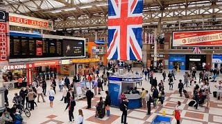 A Walk Through The London Victoria Station London England [upl. by Charley]